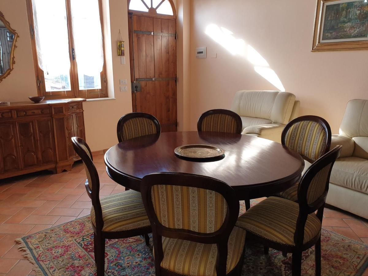 Podere Il Poggio Asciano Kültér fotó